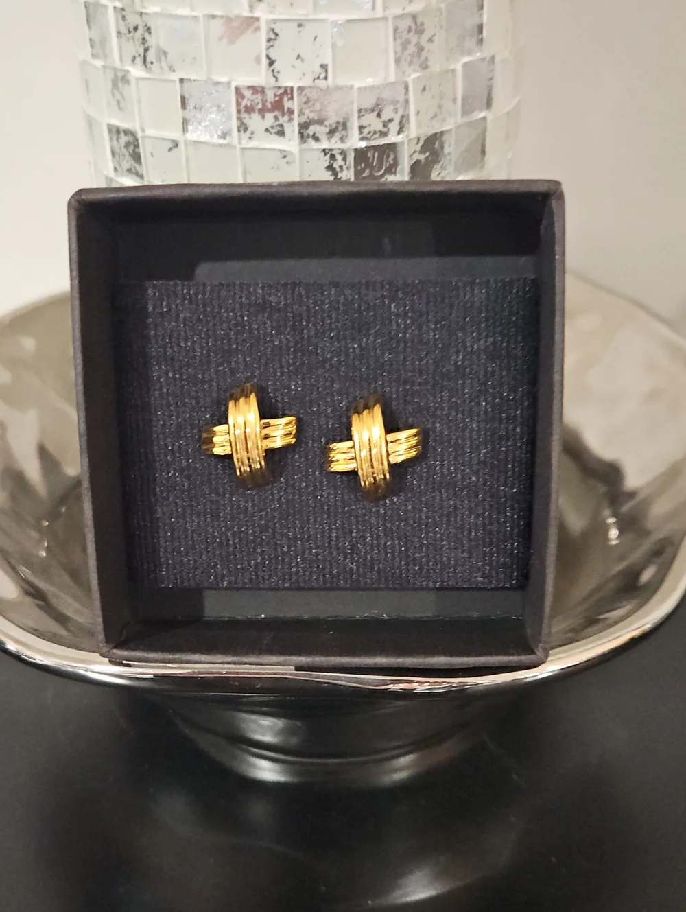 Gold Tone Cross Knot Pierced Earrings, EC
